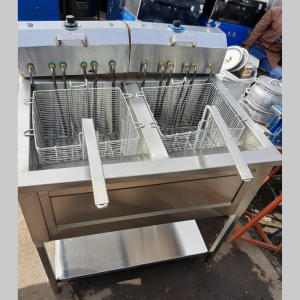 Double deep fryer electric