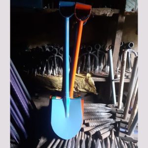 Metallic spade