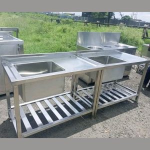 Stainless steel sink